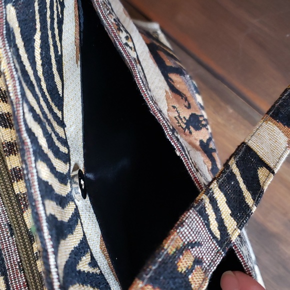NWT JADE Tapestry Tote Purse Handbag - Picture 4 of 7